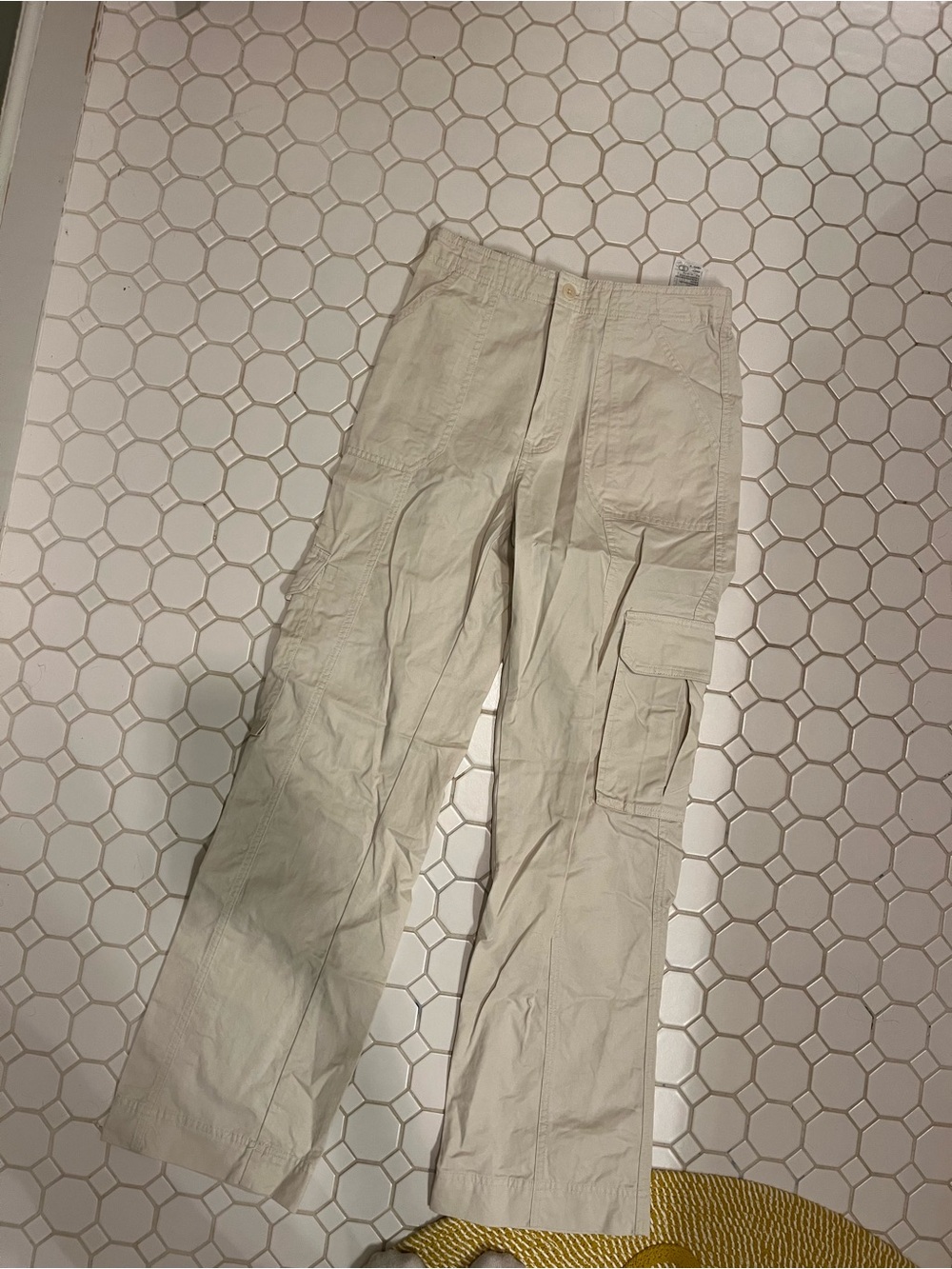 Abercrombie & Fitch women's Light Beige Cargo Pants